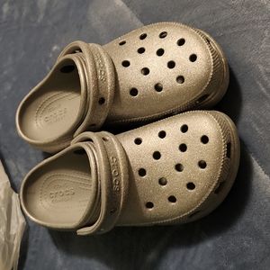Crocs, size 6, silver sparkle